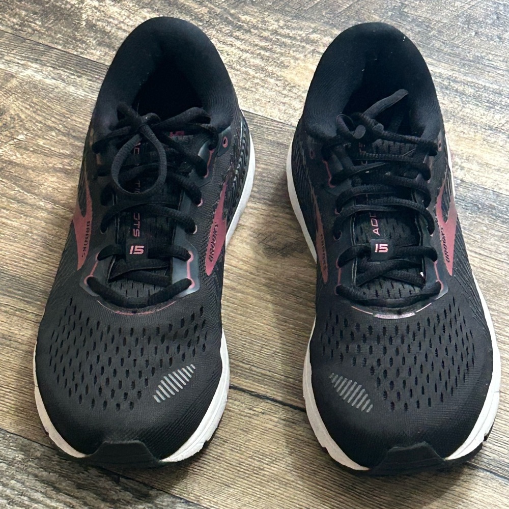 Brooks Women’s Addiction
GTS 15 Running Shoes
Black Walking Comfort Sz 9.5 - Picture 4 of 10